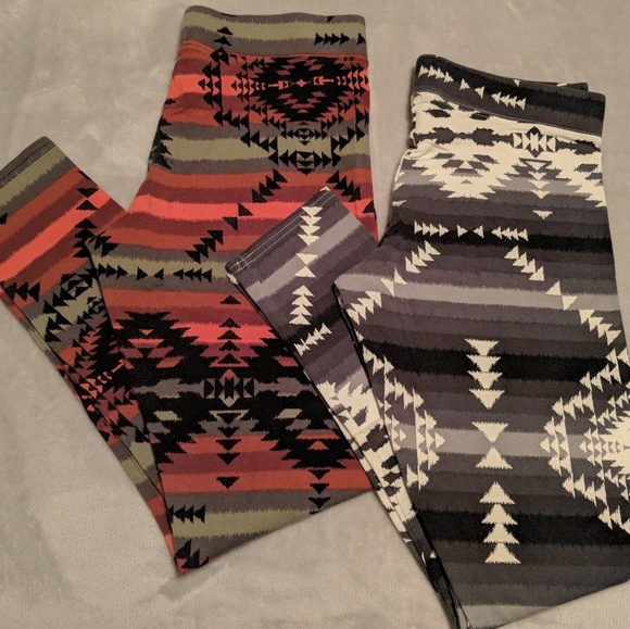 American Eagle Outfitters Pants - American Eagle Hi-Rise Leggings - 2 Pairs - Bundle